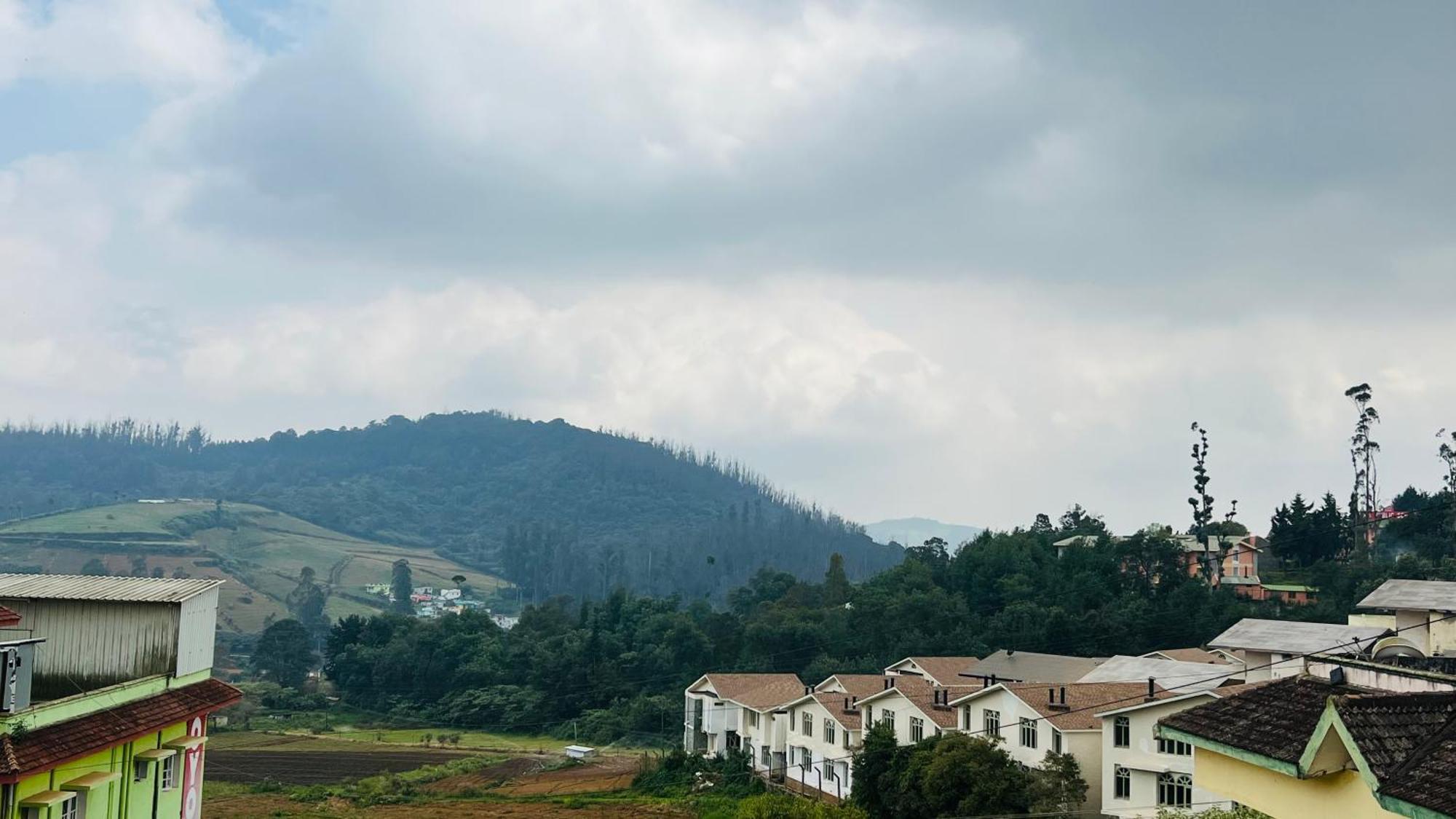 Hidden Doors Apartment Ooty Ngoại thất bức ảnh